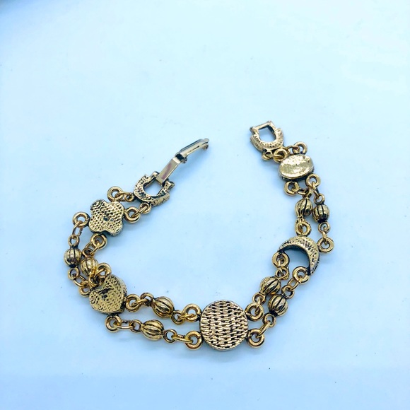 Vintage Victorian revival Bracelet - Picture 7 of 9